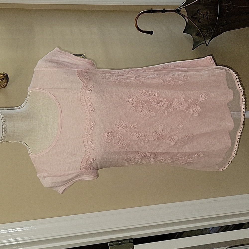 Living Doll pink cap sleeve top lave trim keyhole opening in back pullon S EUC